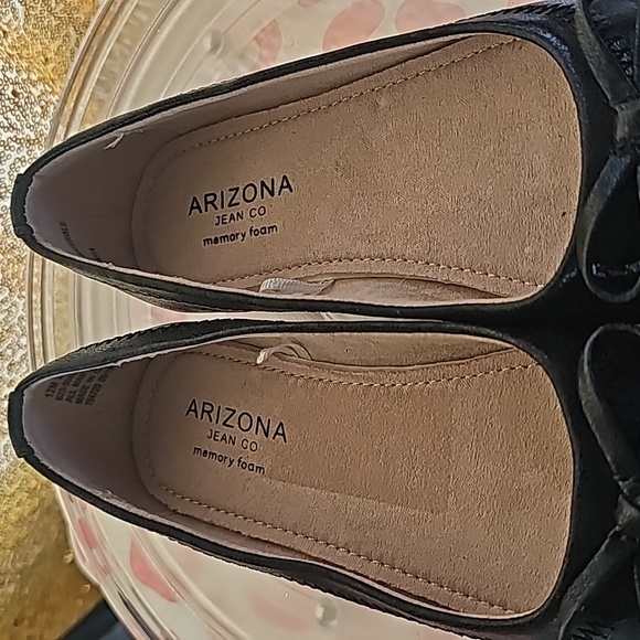 E Nw/ o tags Arizona Ballet Flats patent leather girls sz 12M memory foam Willow - Picture 7 of 9